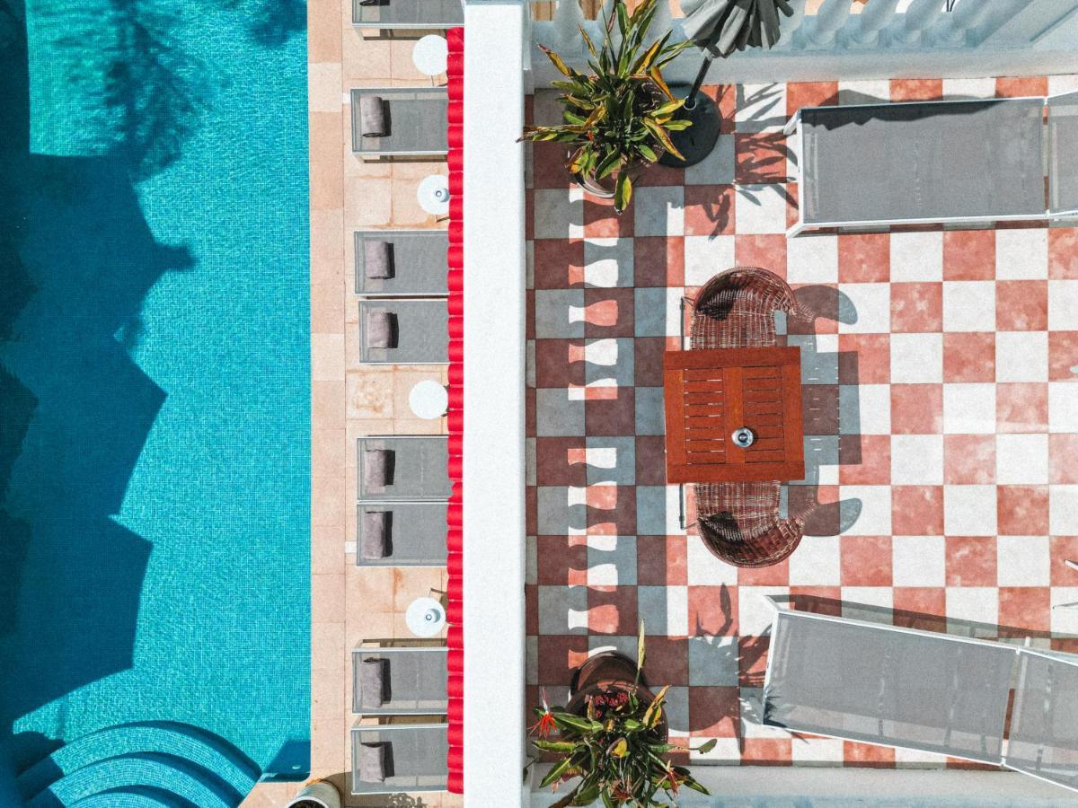 Hotel La Villa Juan Beach Exteriör bild